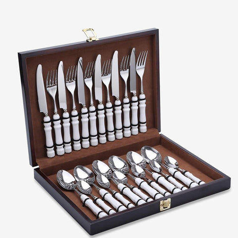 Coffret 24 pièces WHITE